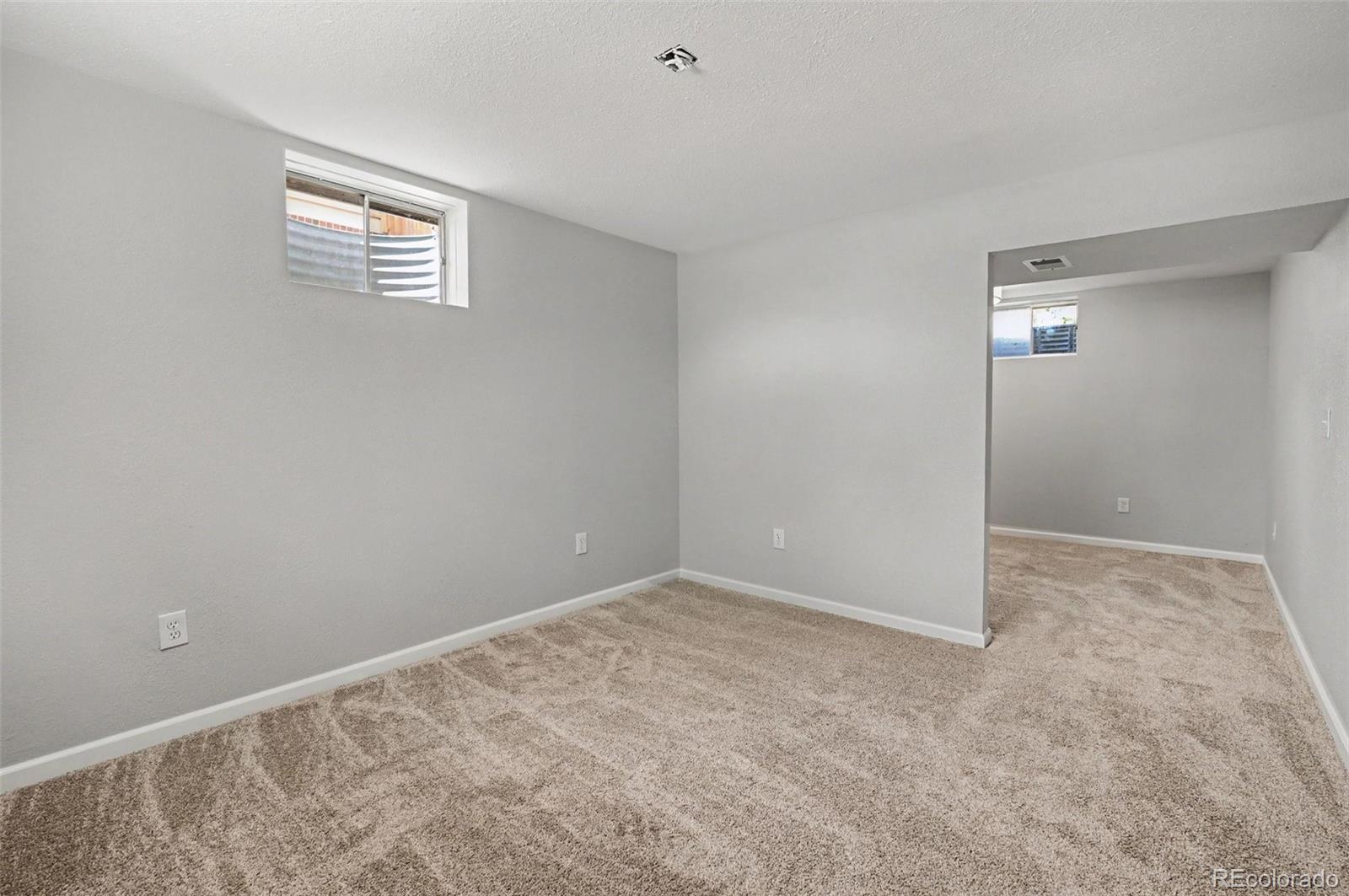 MLS Image #20 for 2977 s sheridan boulevard,denver, Colorado