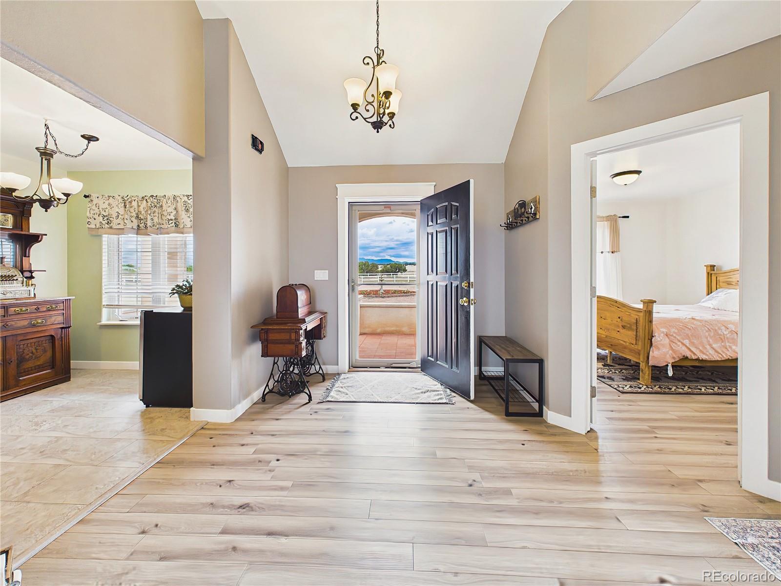 MLS Image #2 for 116  top notch trail,penrose, Colorado