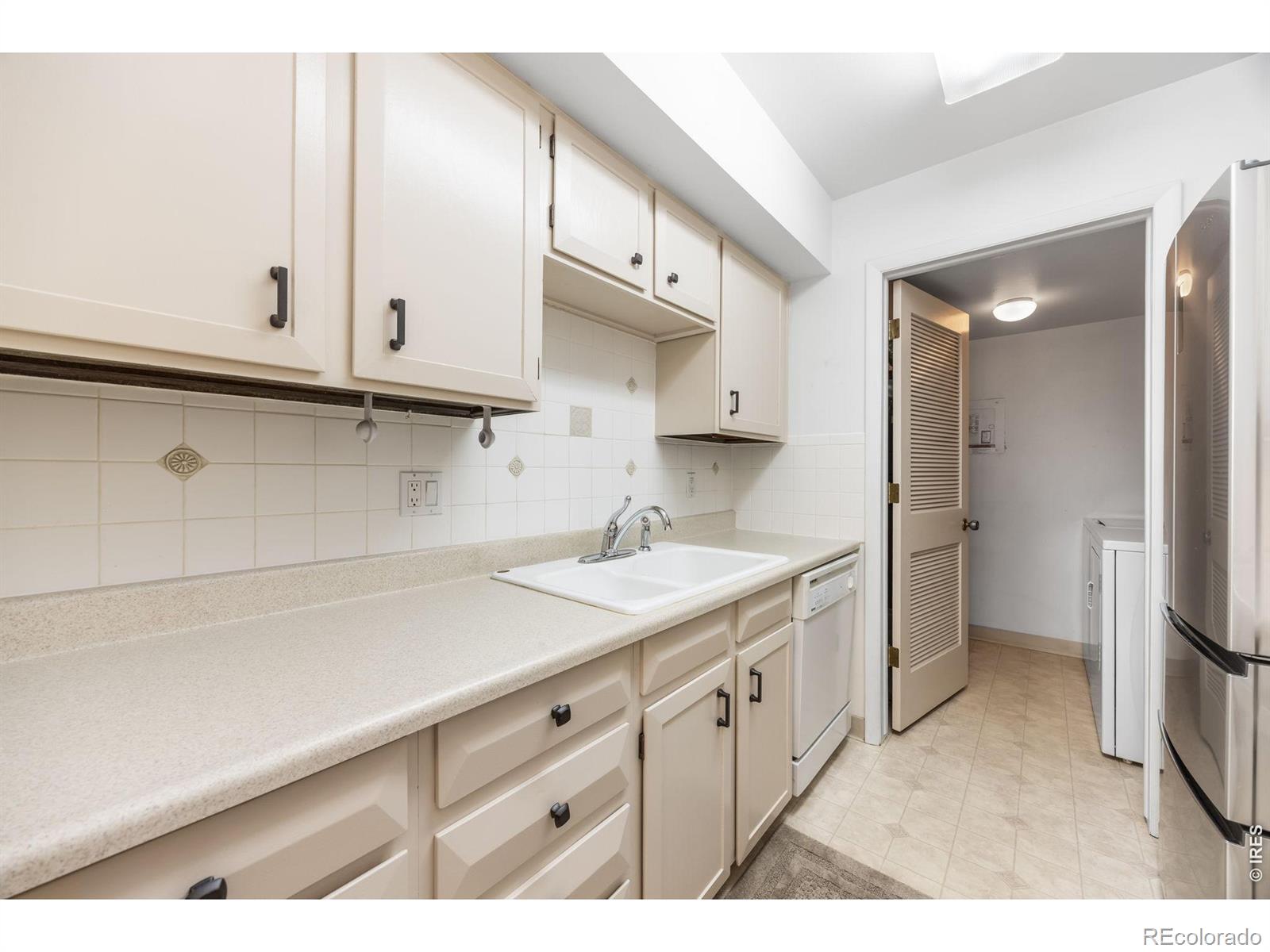 MLS Image #16 for 8784  chase drive 31,arvada, Colorado