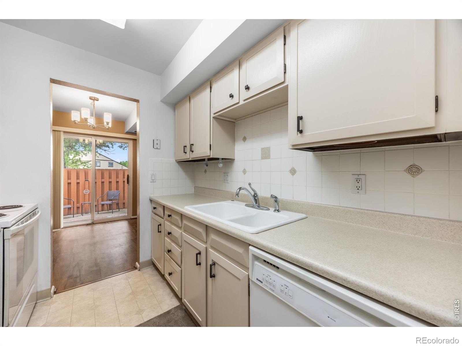 MLS Image #18 for 8784  chase drive 31,arvada, Colorado