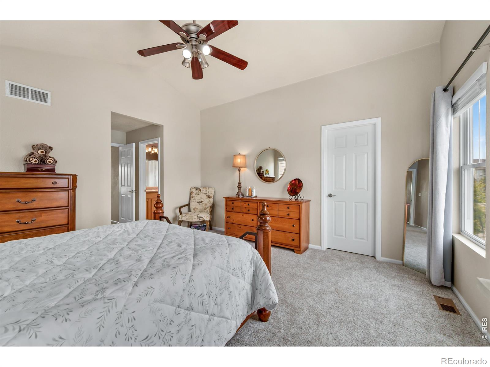 MLS Image #11 for 2144  clipper way,fort collins, Colorado