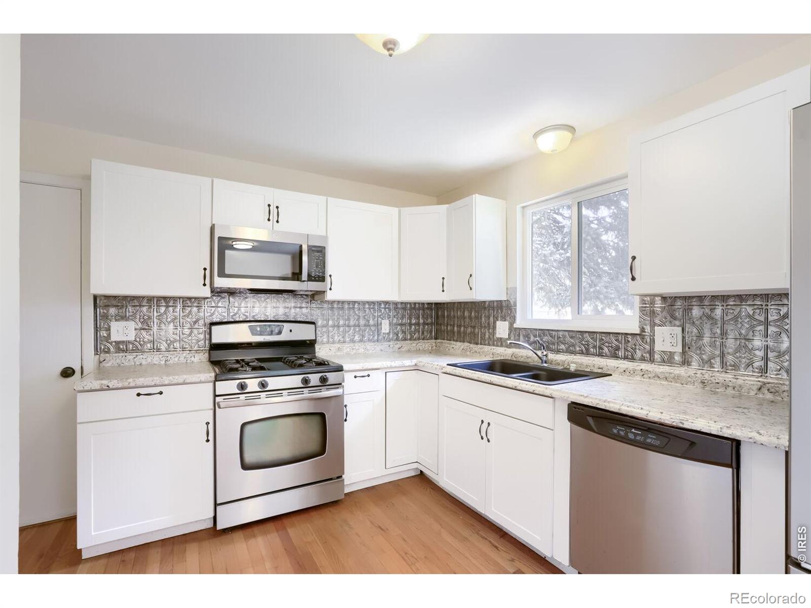 MLS Image #10 for 1418  meeker drive,longmont, Colorado