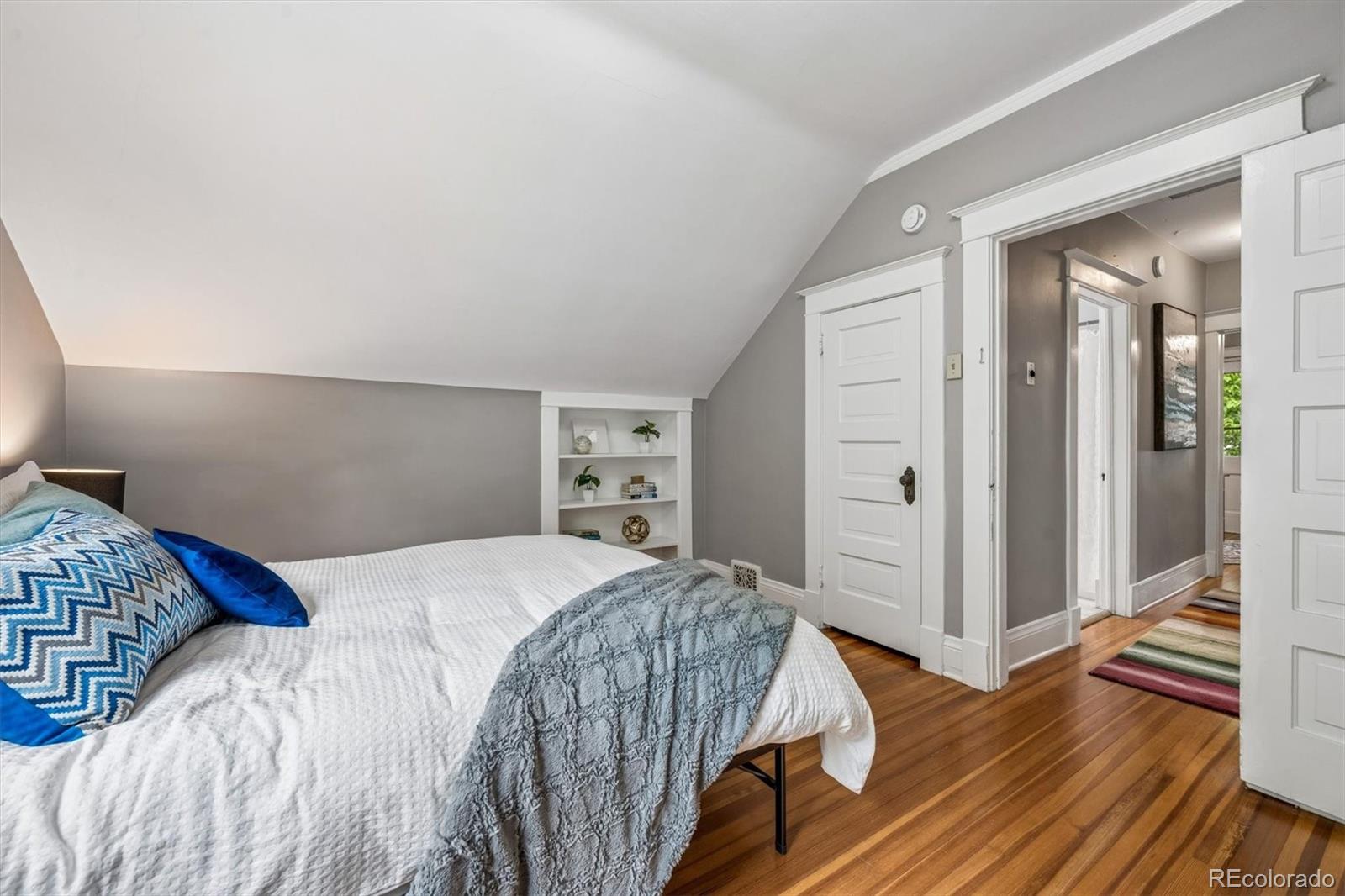 MLS Image #17 for 1060  saint paul street,denver, Colorado