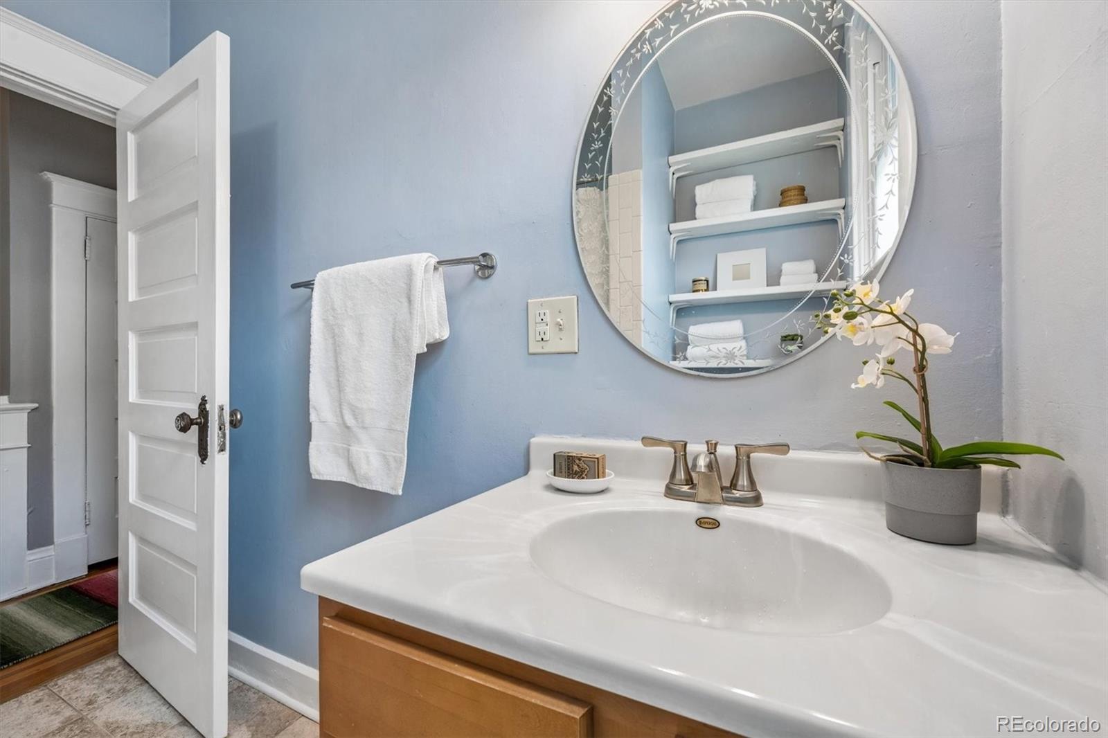 MLS Image #19 for 1060  saint paul street,denver, Colorado