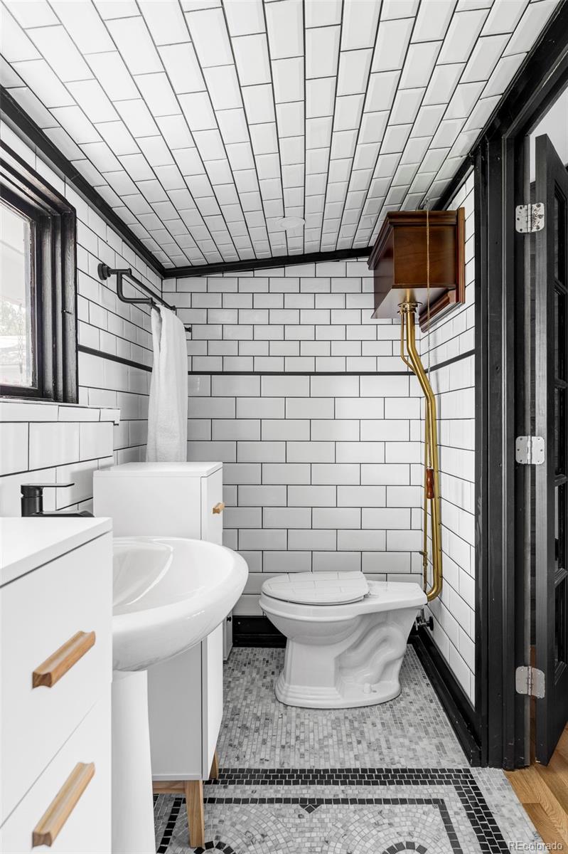 MLS Image #12 for 2949 s corona street,englewood, Colorado