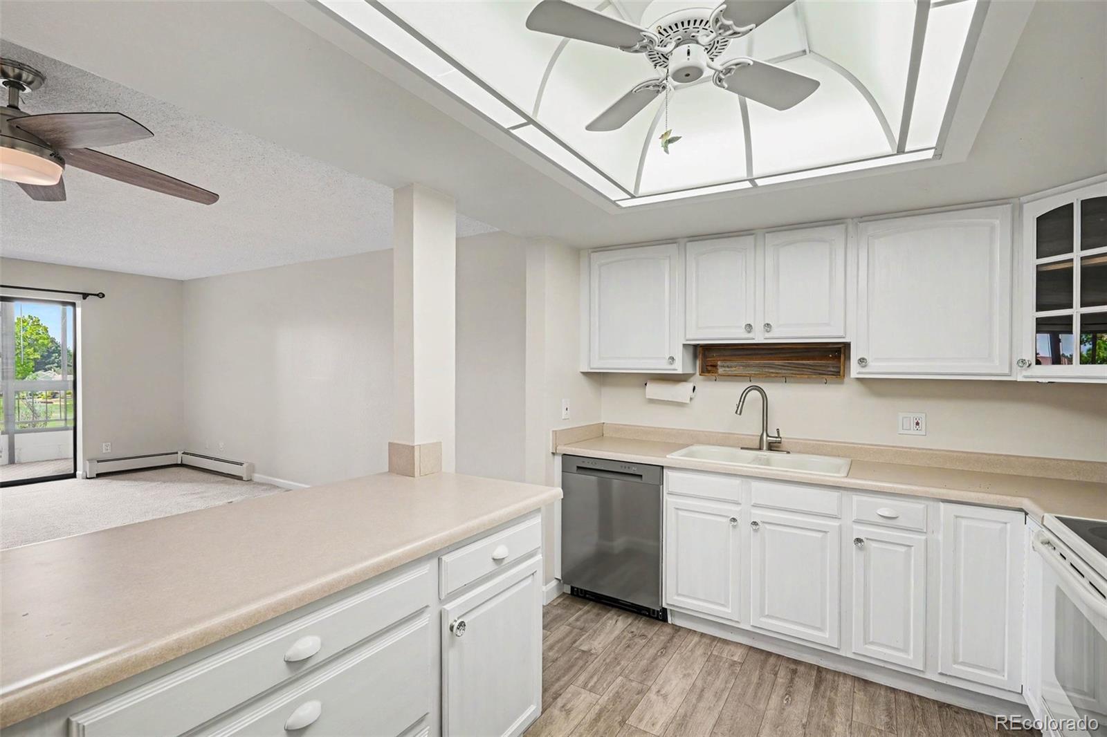 MLS Image #4 for 13901 e marina drive 211,aurora, Colorado