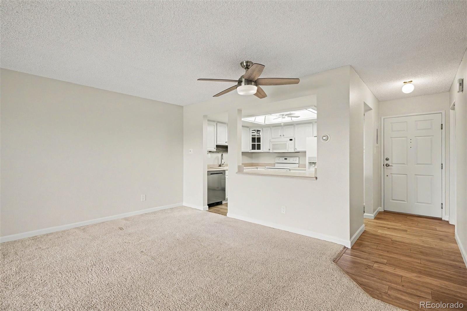 MLS Image #5 for 13901 e marina drive 211,aurora, Colorado