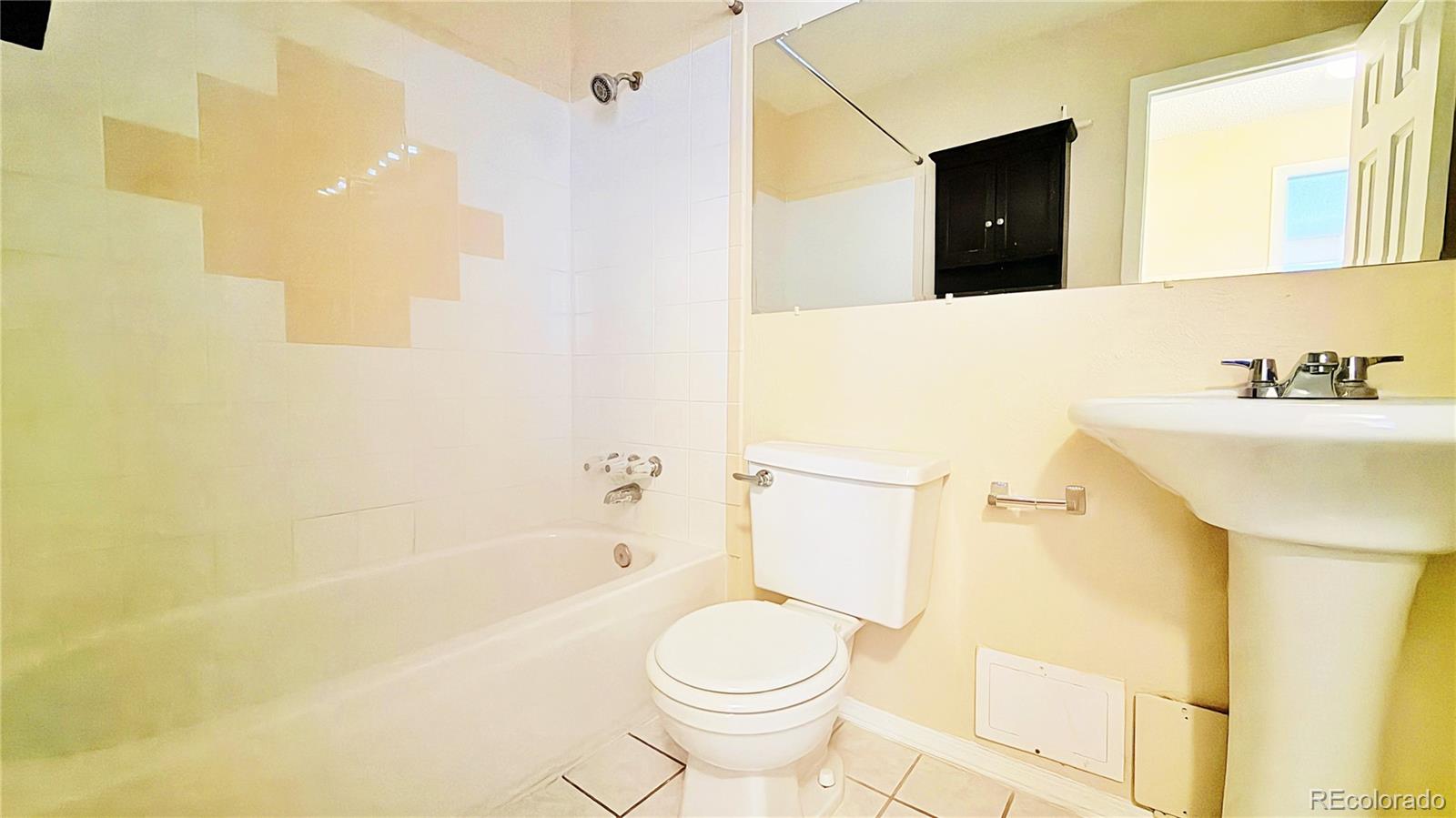 MLS Image #11 for 1064  chambers court,aurora, Colorado