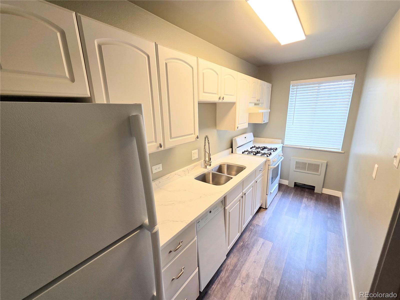 MLS Image #10 for 1101  bellaire street,denver, Colorado