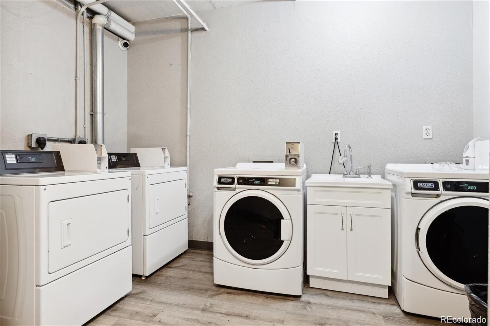 MLS Image #18 for 1101  bellaire street,denver, Colorado