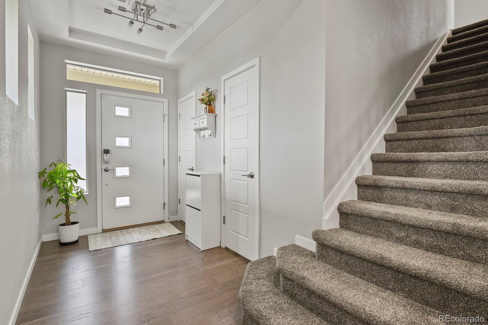 MLS Image #3 for 2932  merry rest way,castle rock, Colorado