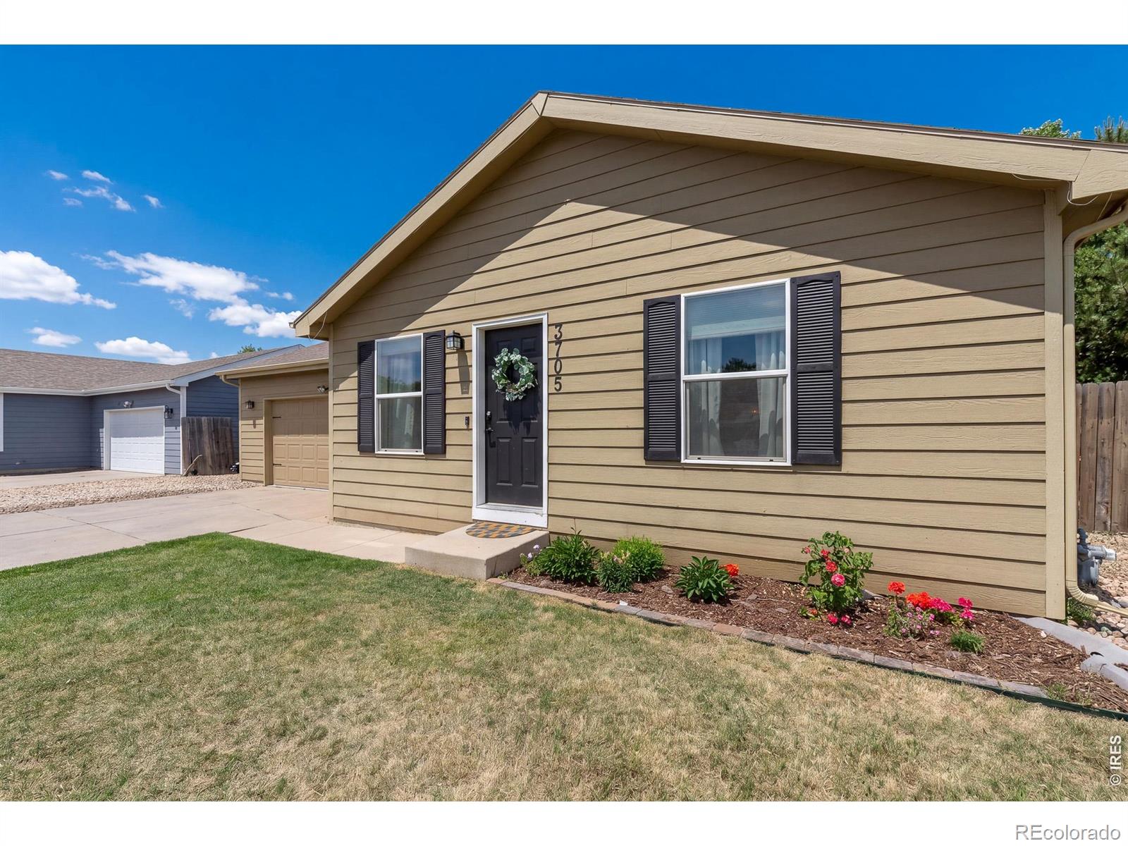 MLS Image #2 for 3705  riverside parkway,evans, Colorado