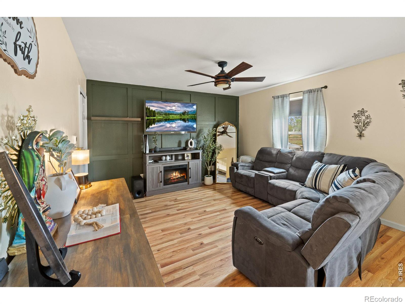 MLS Image #7 for 3705  riverside parkway,evans, Colorado