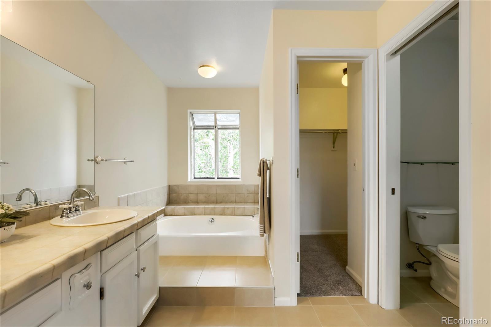 MLS Image #16 for 490 s kingston circle,aurora, Colorado