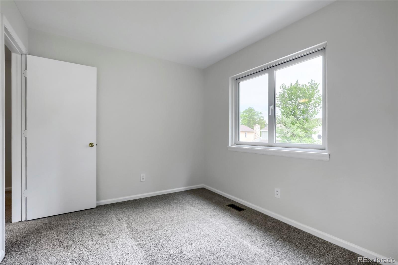 MLS Image #20 for 490 s kingston circle,aurora, Colorado