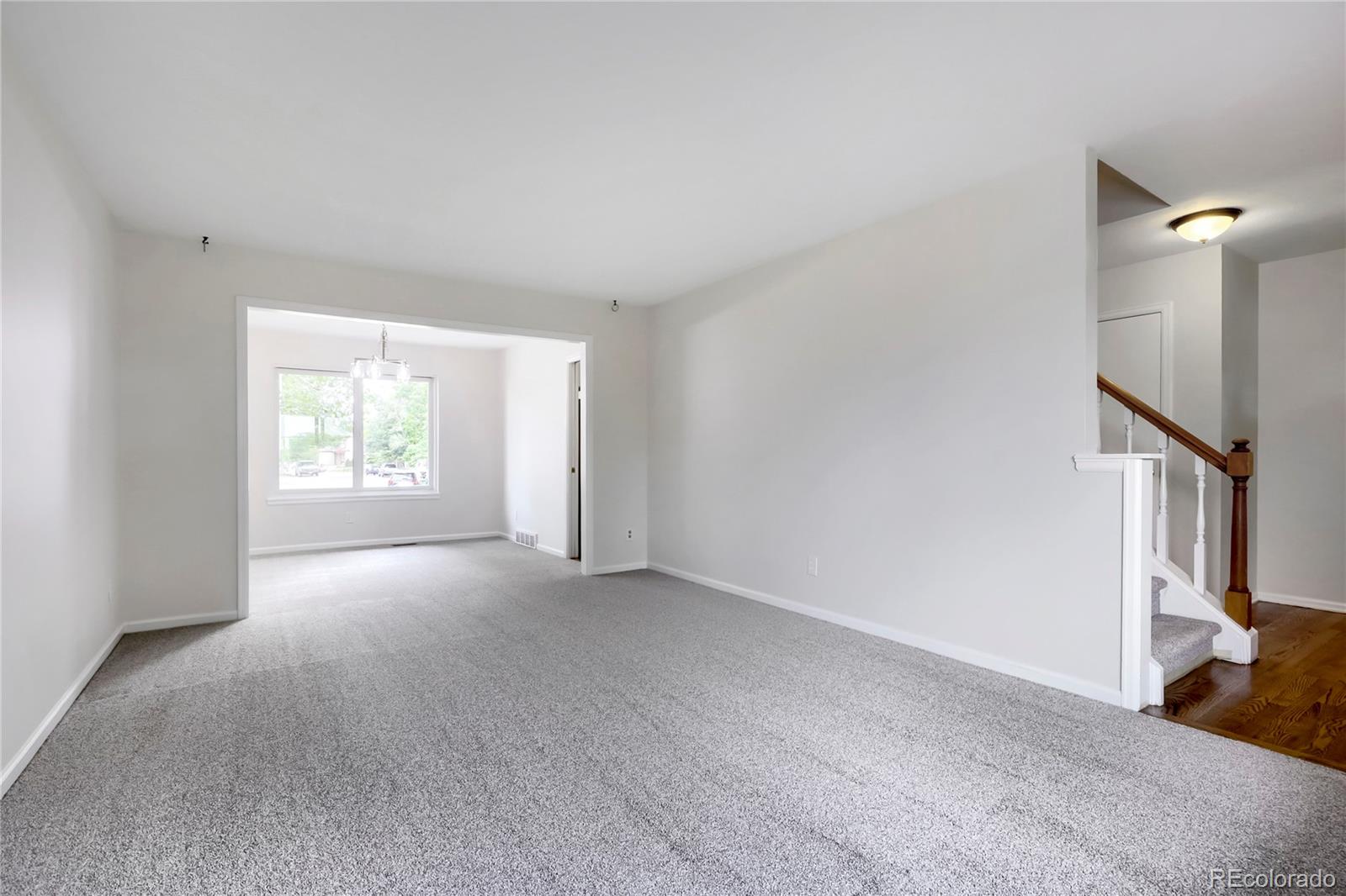 MLS Image #3 for 490 s kingston circle,aurora, Colorado