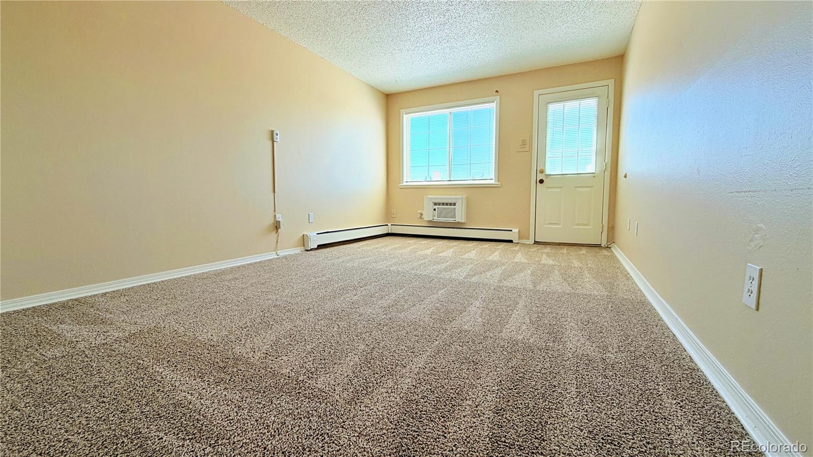 MLS Image #2 for 1064  chambers court 209,aurora, Colorado