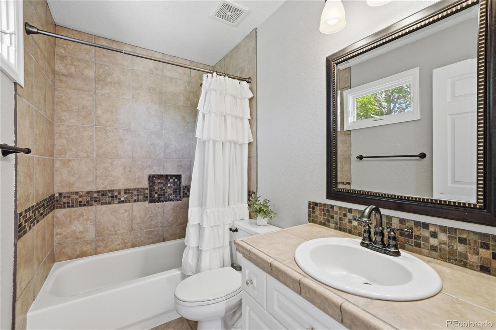 MLS Image #17 for 15718 e prentice drive,centennial, Colorado