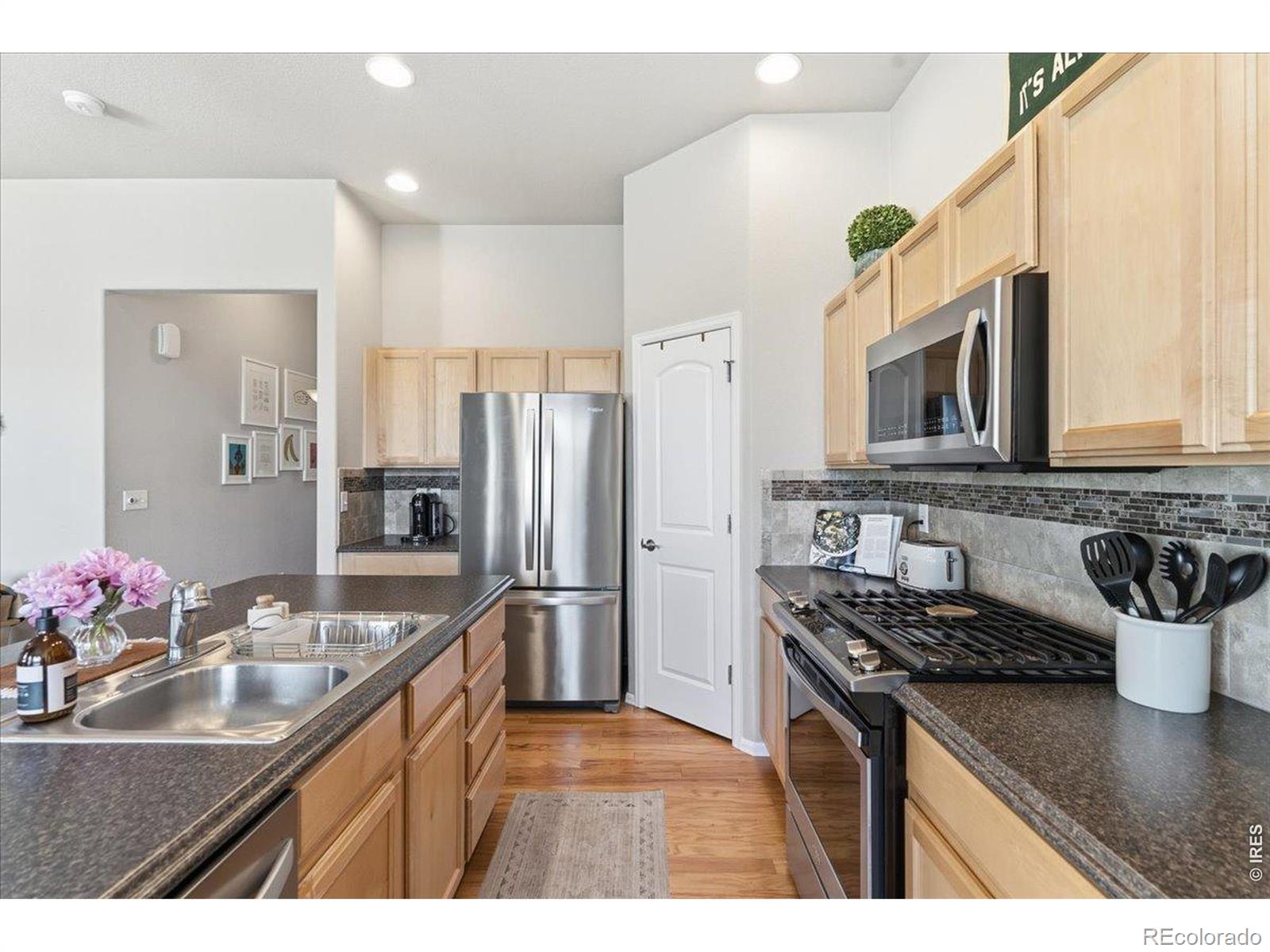MLS Image #22 for 617  gore range drive,severance, Colorado