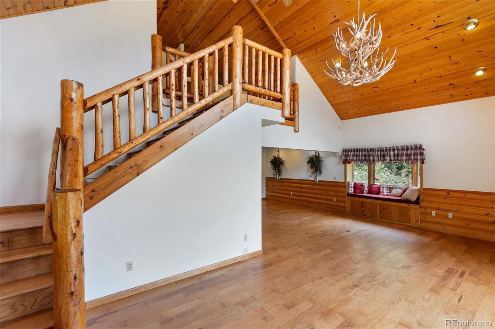 MLS Image #11 for 2401  lakemoor ,florissant, Colorado