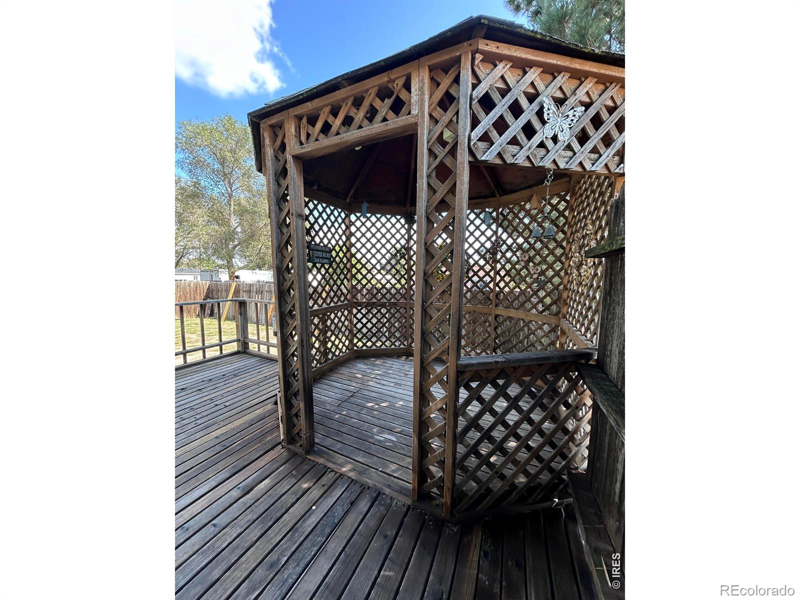 MLS Image #24 for 114  linden drive,log lane village, Colorado