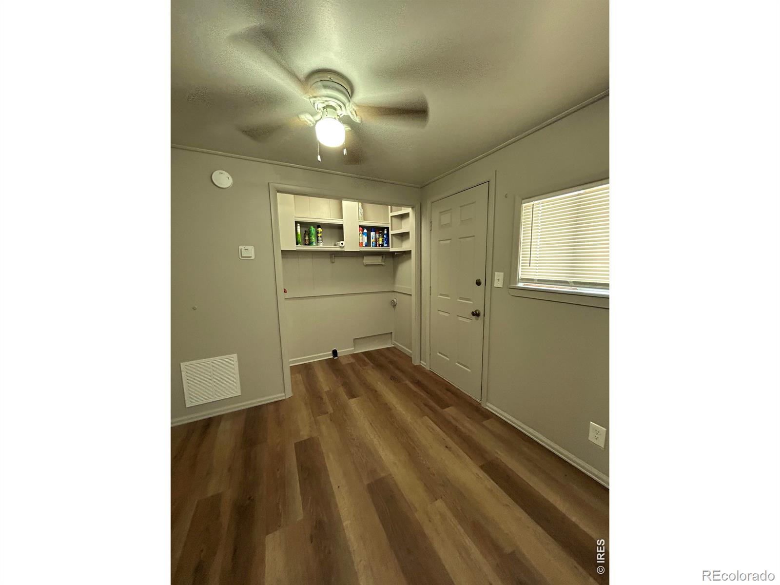 MLS Image #7 for 114  linden drive,log lane village, Colorado