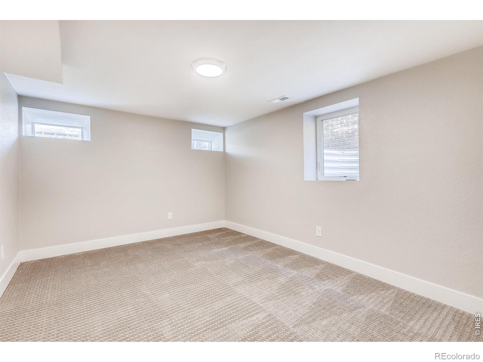 MLS Image #19 for 4035  batavia place,denver, Colorado