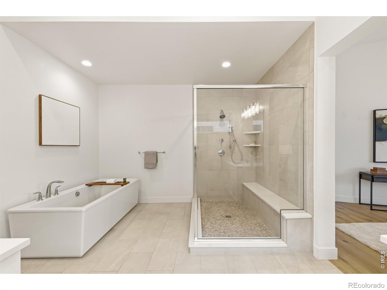 MLS Image #12 for 6121  chester street,denver, Colorado
