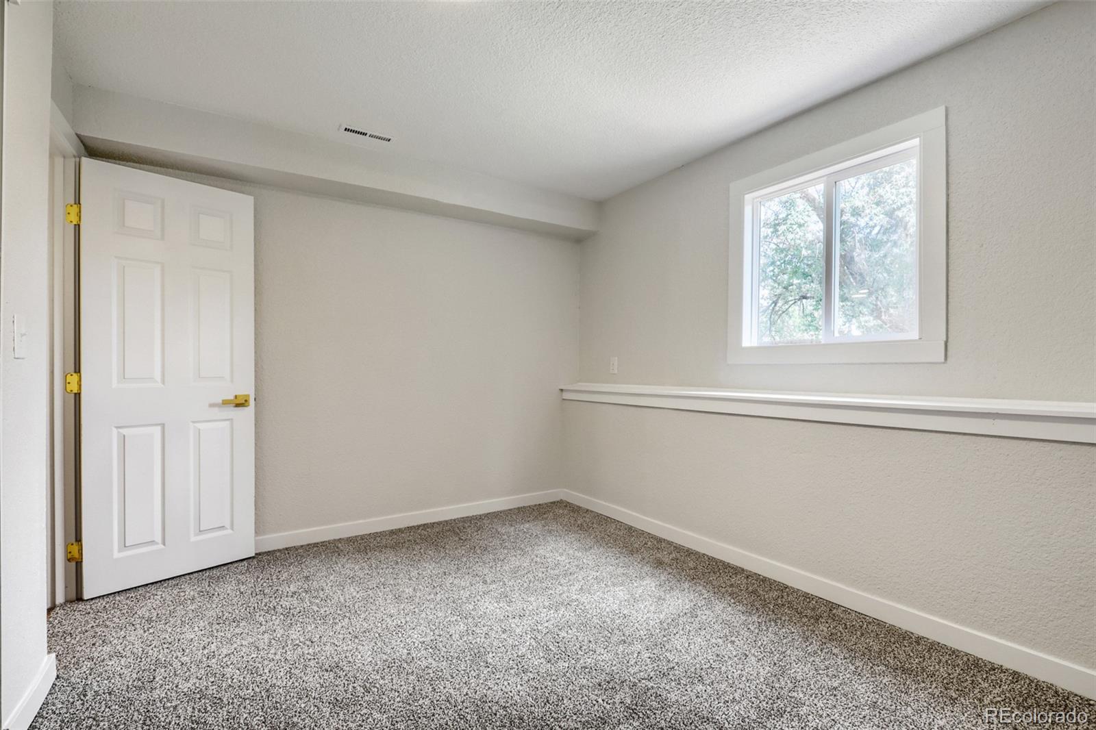 MLS Image #11 for 4852 s salida court,aurora, Colorado