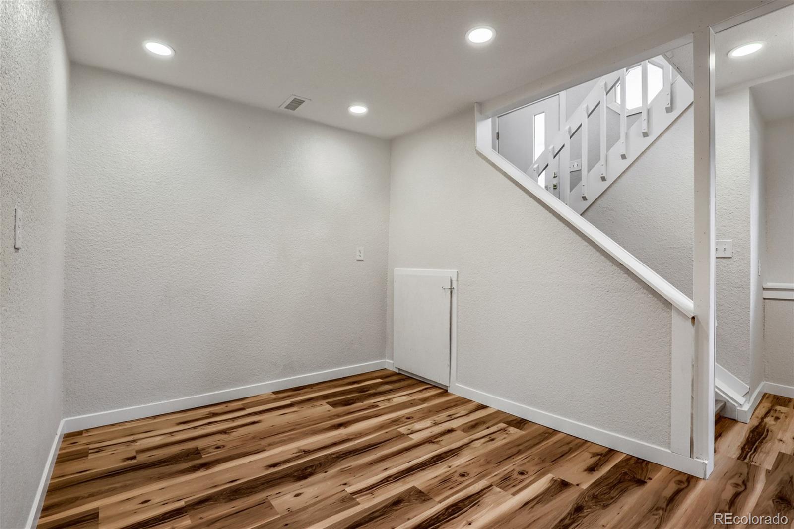 MLS Image #7 for 4852 s salida court,aurora, Colorado