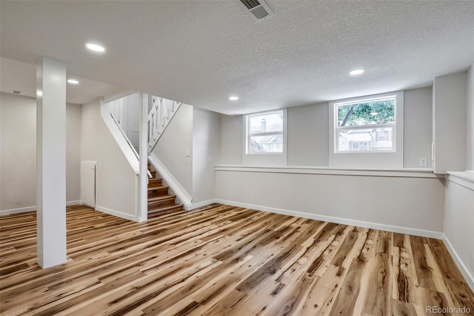 MLS Image #8 for 4852 s salida court,aurora, Colorado