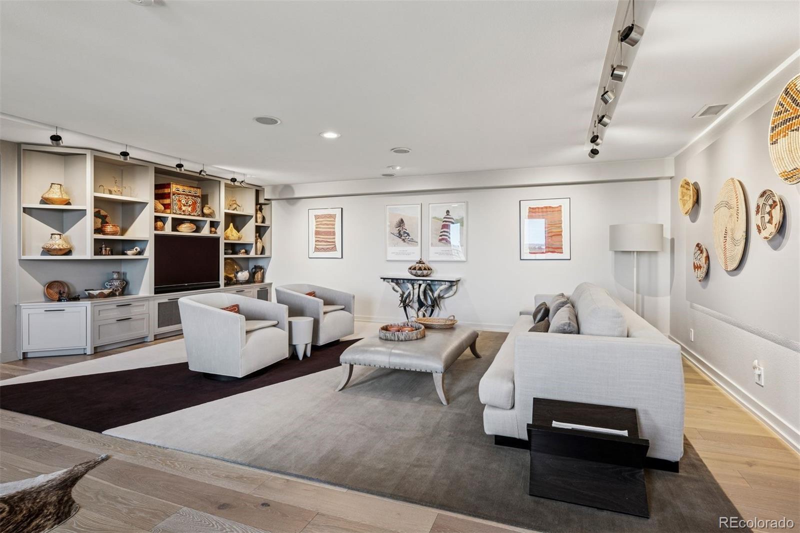 MLS Image #17 for 460 s marion parkway,denver, Colorado