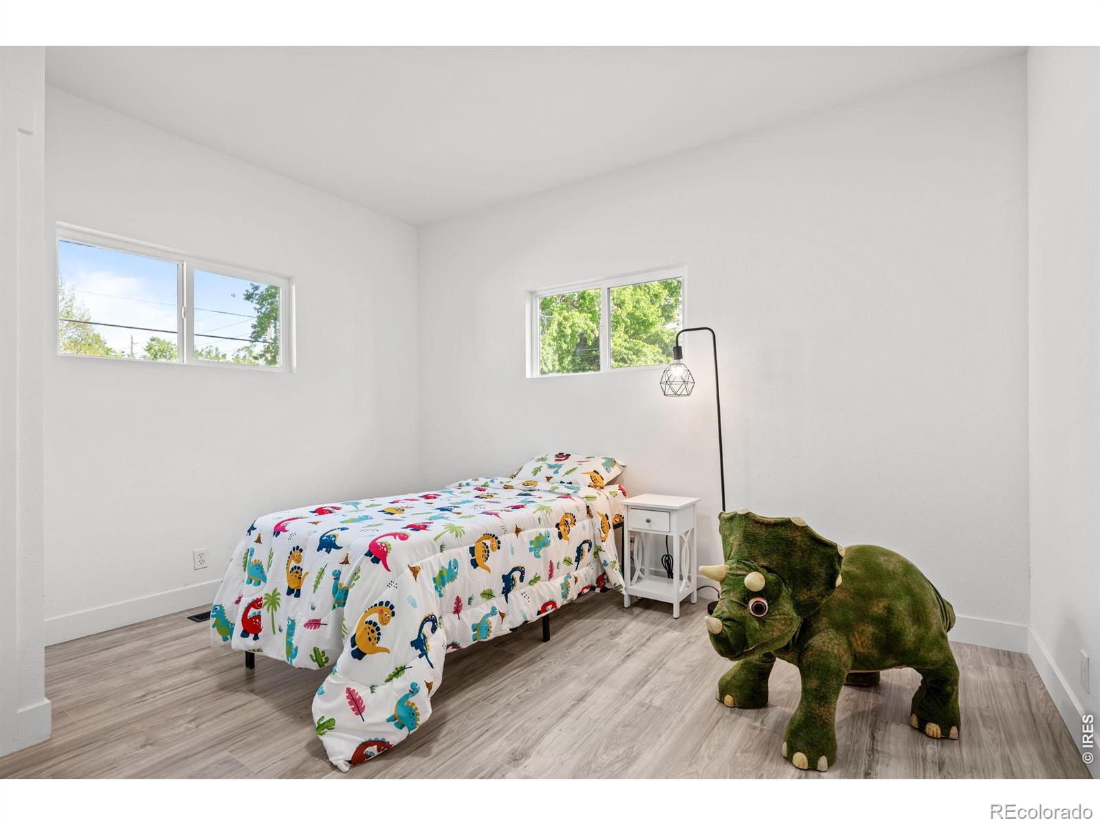 MLS Image #15 for 5755 w 43rd avenue,denver, Colorado