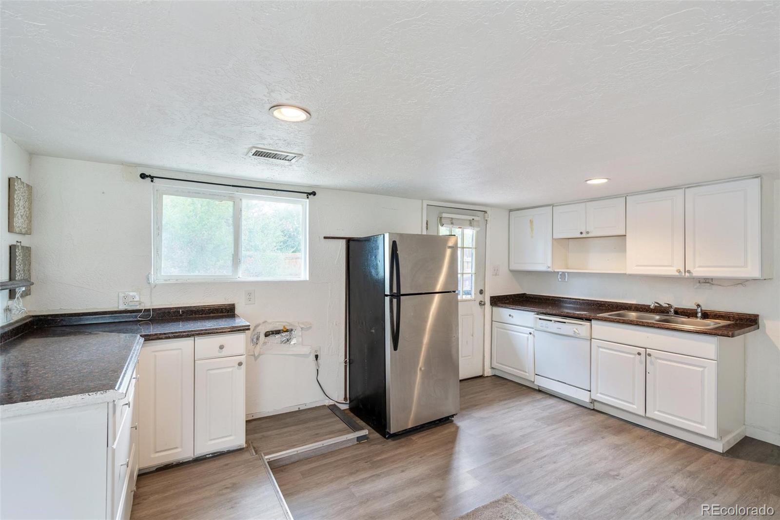 MLS Image #16 for 166  newton street,denver, Colorado