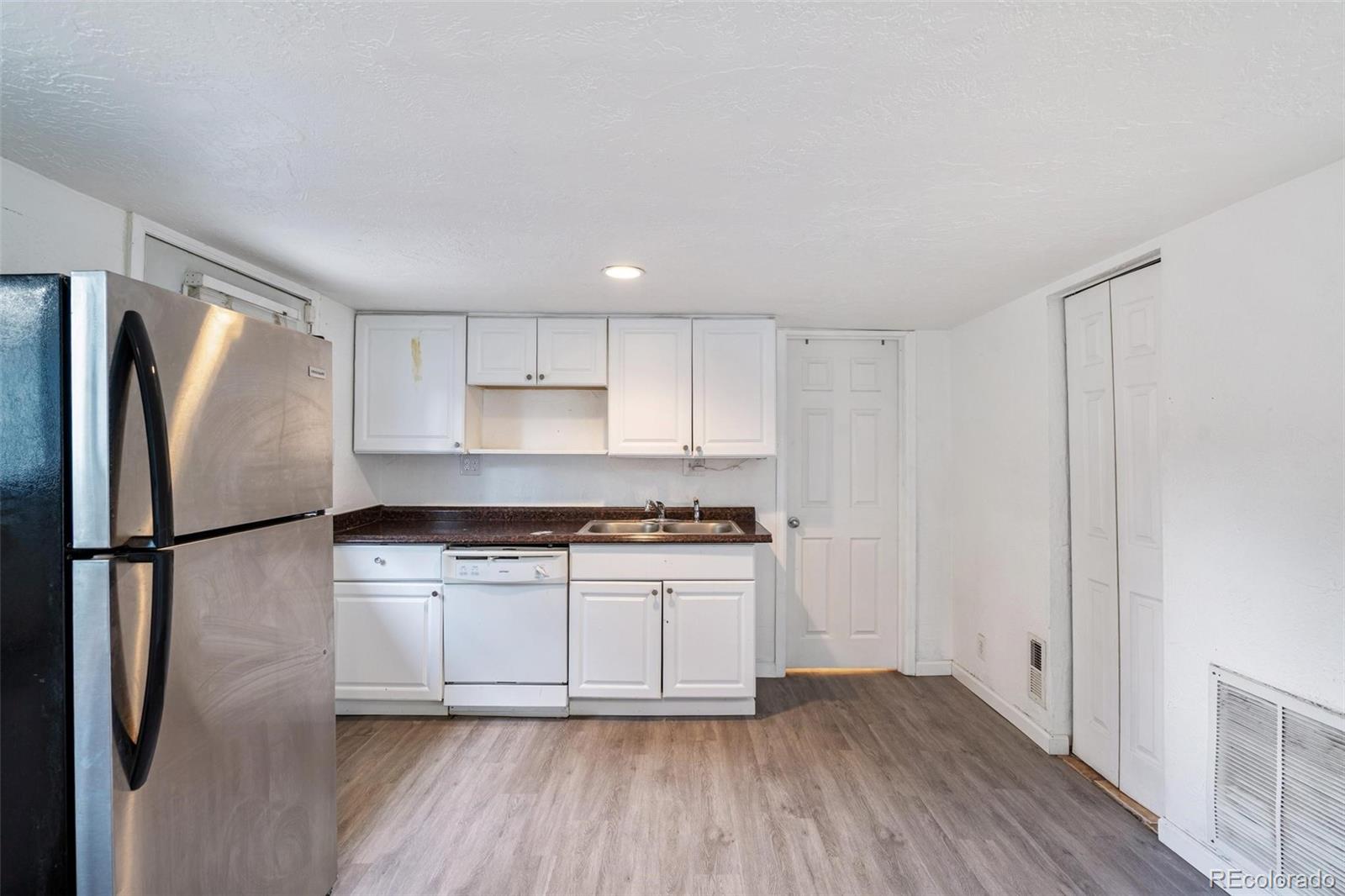 MLS Image #17 for 166  newton street,denver, Colorado