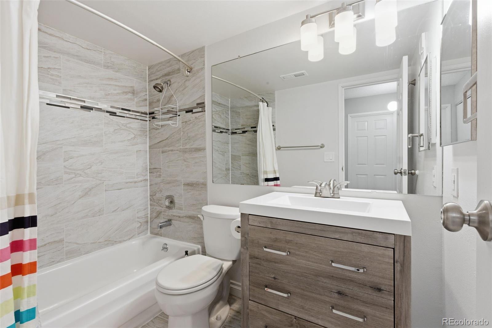 MLS Image #13 for 12005 e harvard avenue,aurora, Colorado
