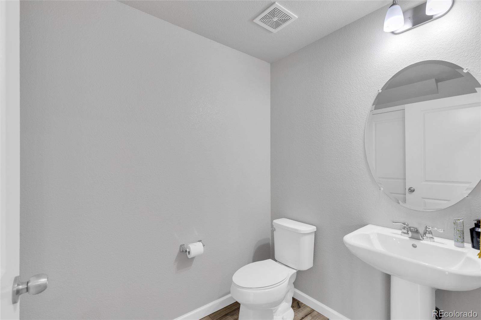 MLS Image #8 for 1756 s buchanan circle,aurora, Colorado