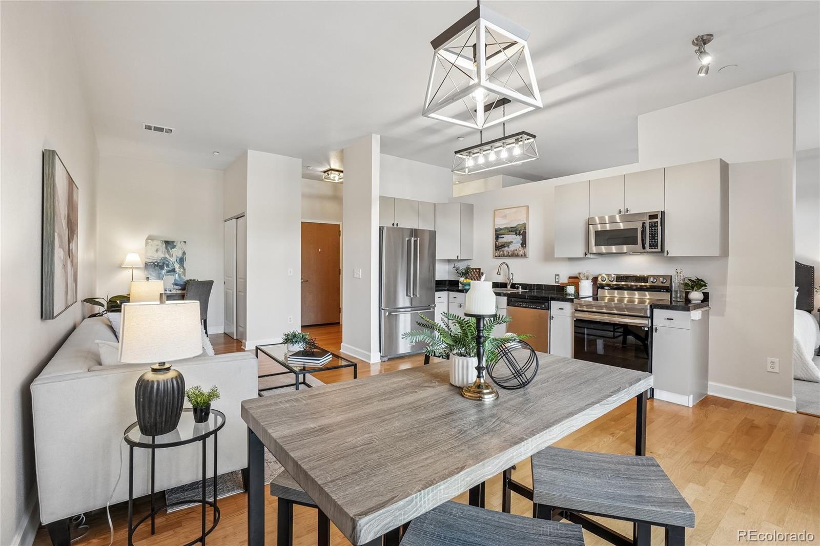 MLS Image #7 for 5677 s park place,englewood, Colorado