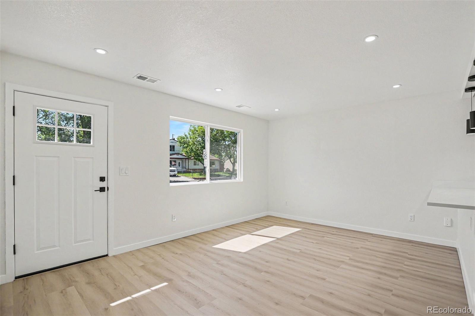 MLS Image #4 for 7731  kearney drive,commerce city, Colorado