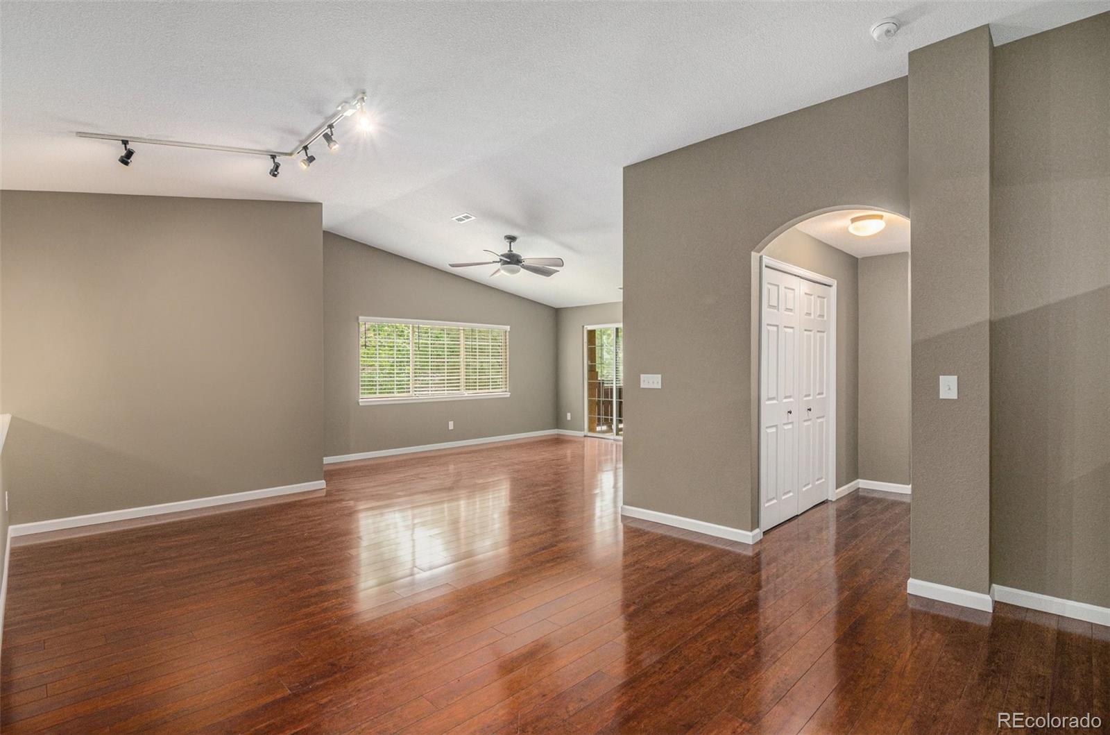 MLS Image #11 for 9795 w freiburg drive a,littleton, Colorado