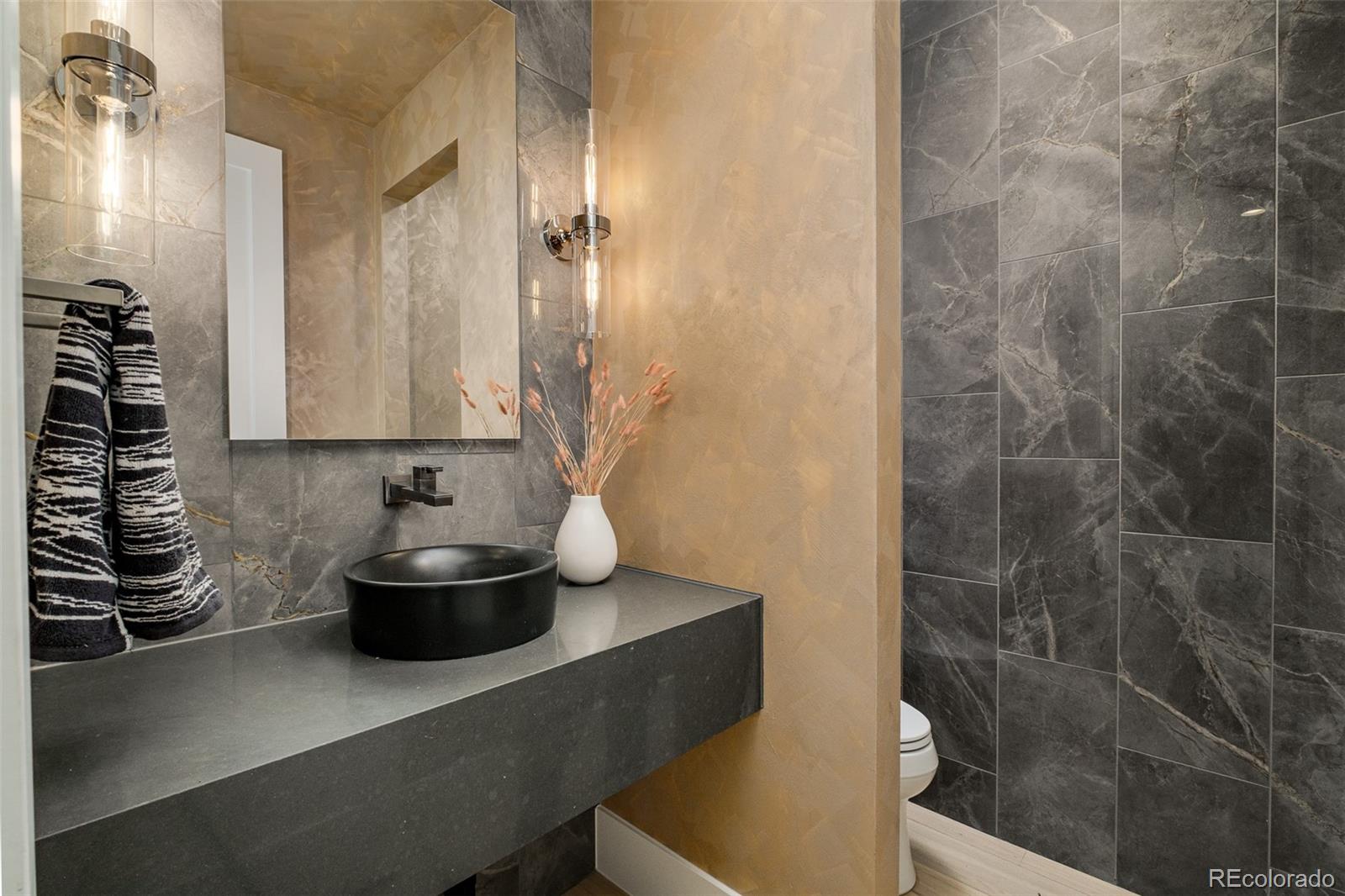 MLS Image #13 for 415 s williams street,denver, Colorado