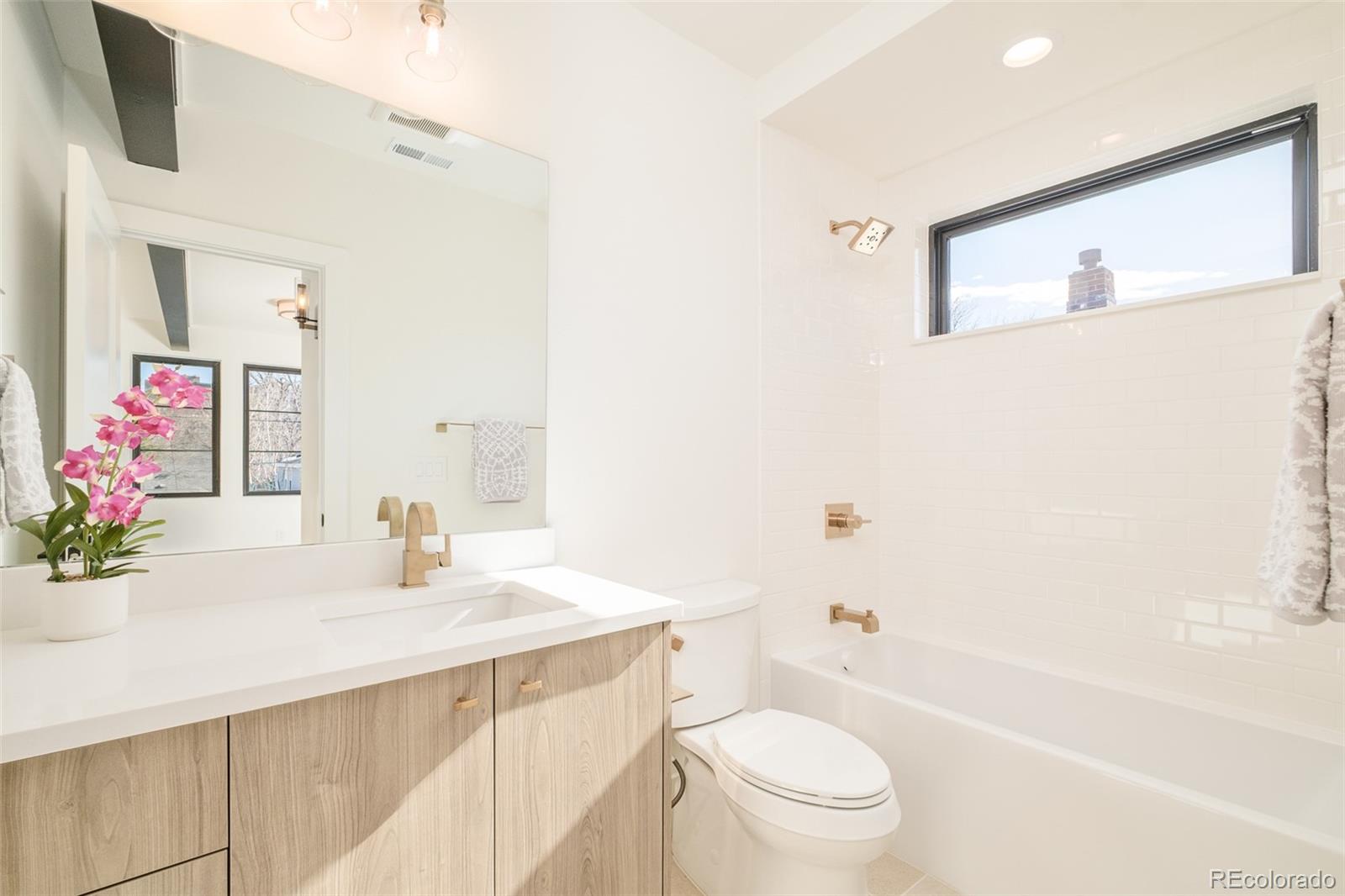 MLS Image #31 for 415 s williams street,denver, Colorado