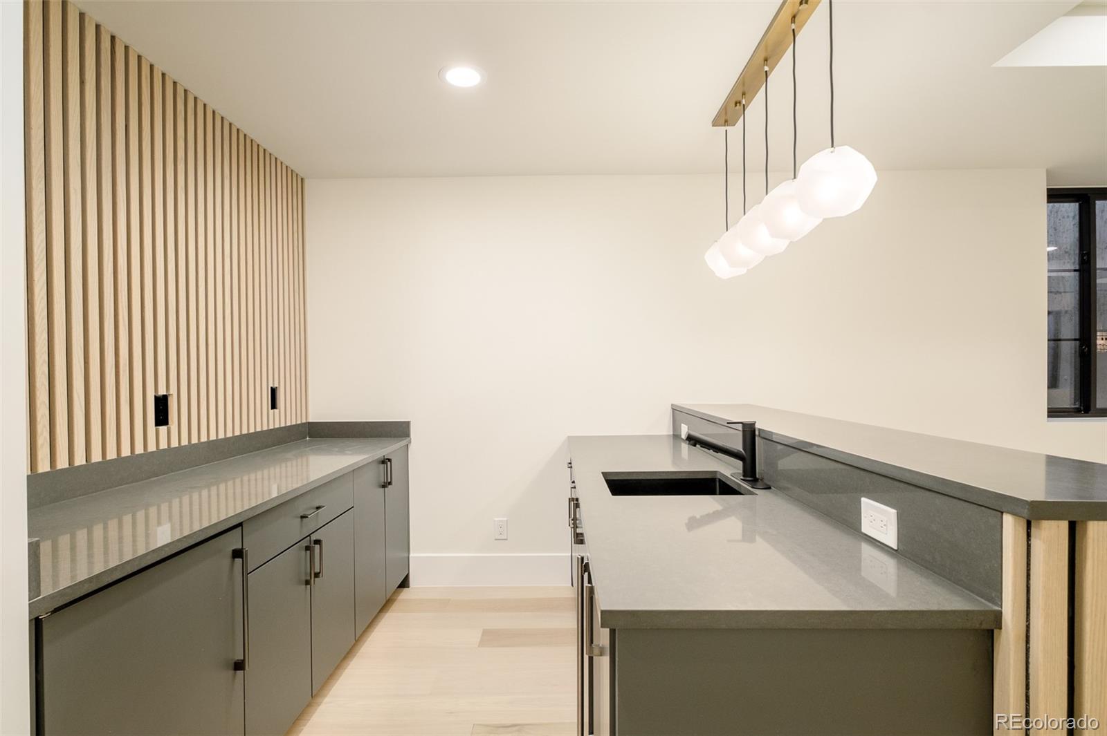 MLS Image #9 for 415 s williams street,denver, Colorado