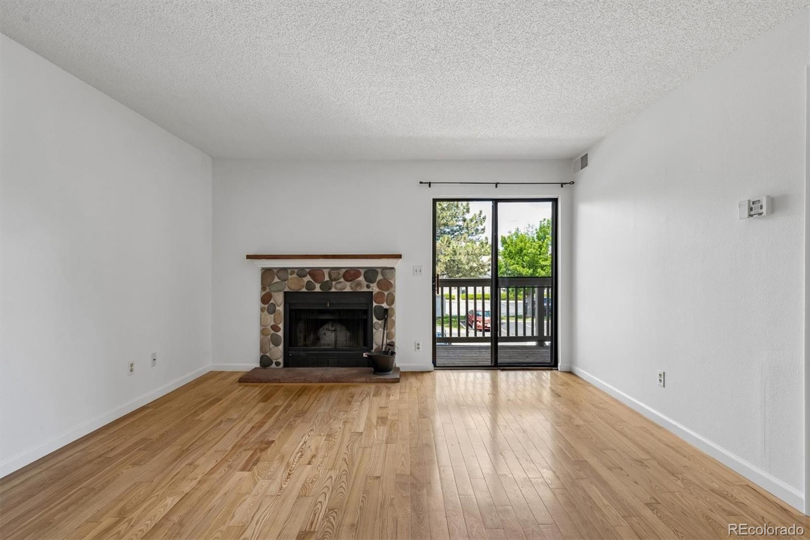 MLS Image #10 for 9662  brentwood way,broomfield, Colorado