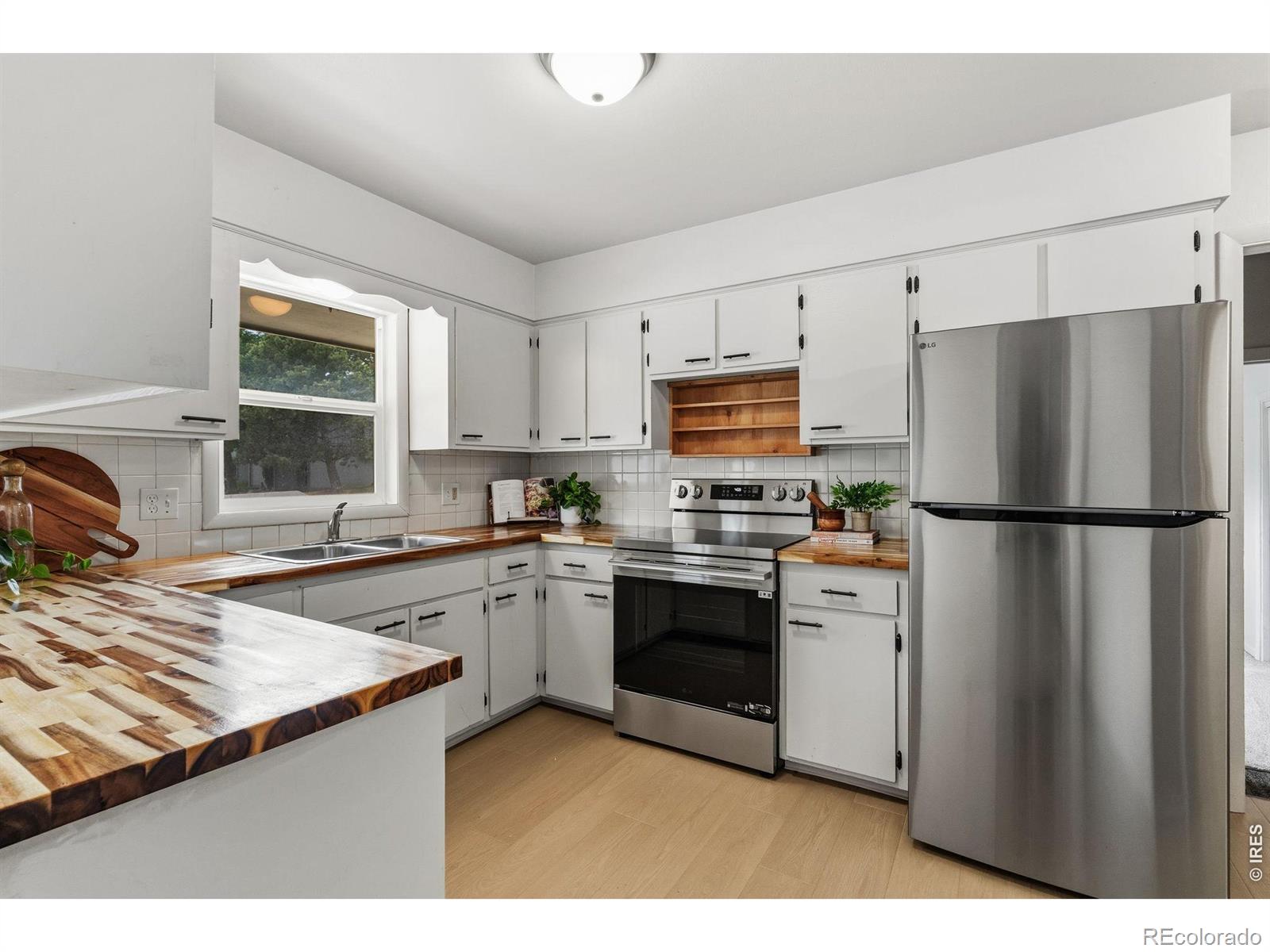 MLS Image #6 for 1612 w prospect road,fort collins, Colorado