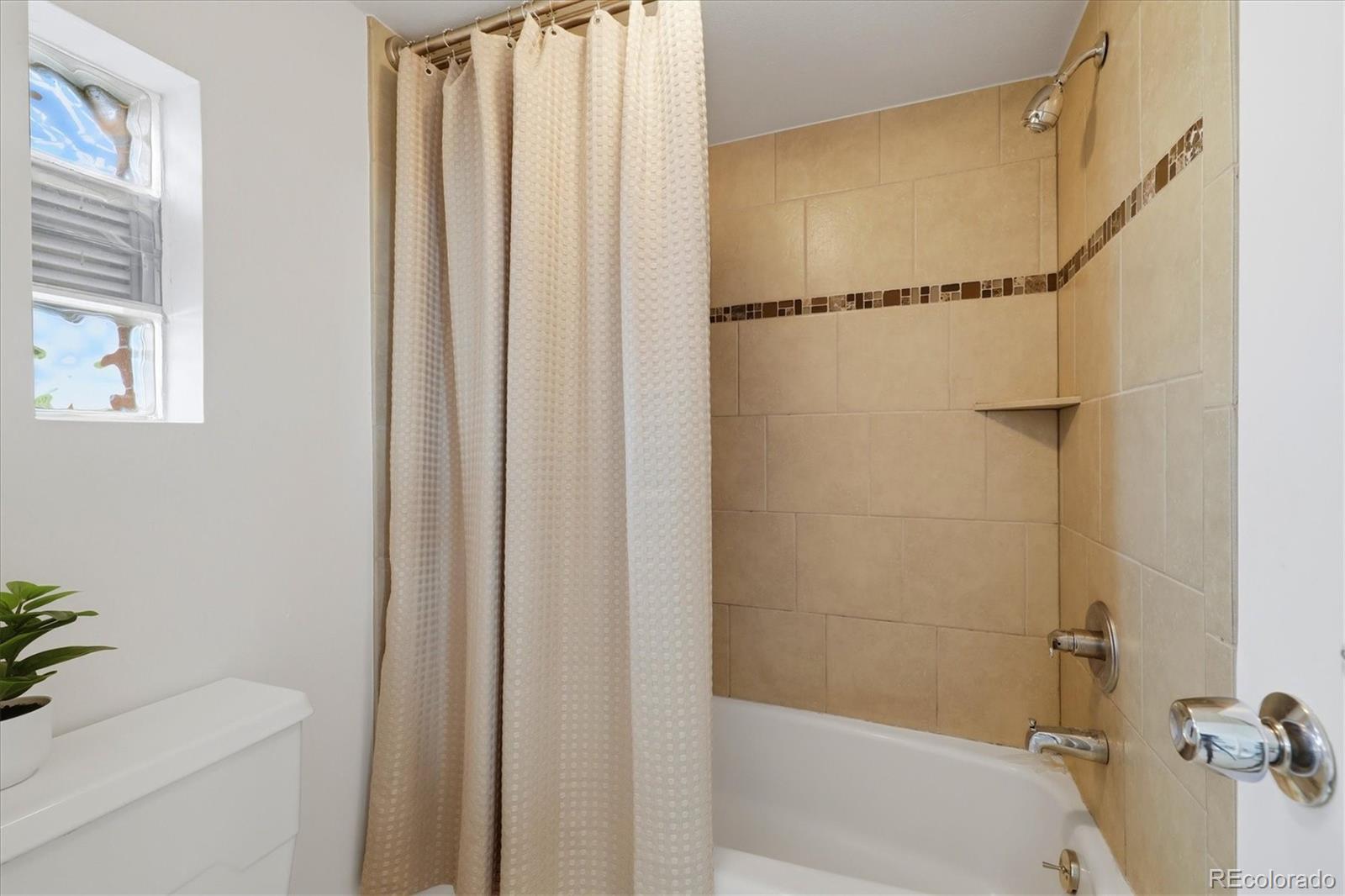 MLS Image #17 for 955  eudora street,denver, Colorado