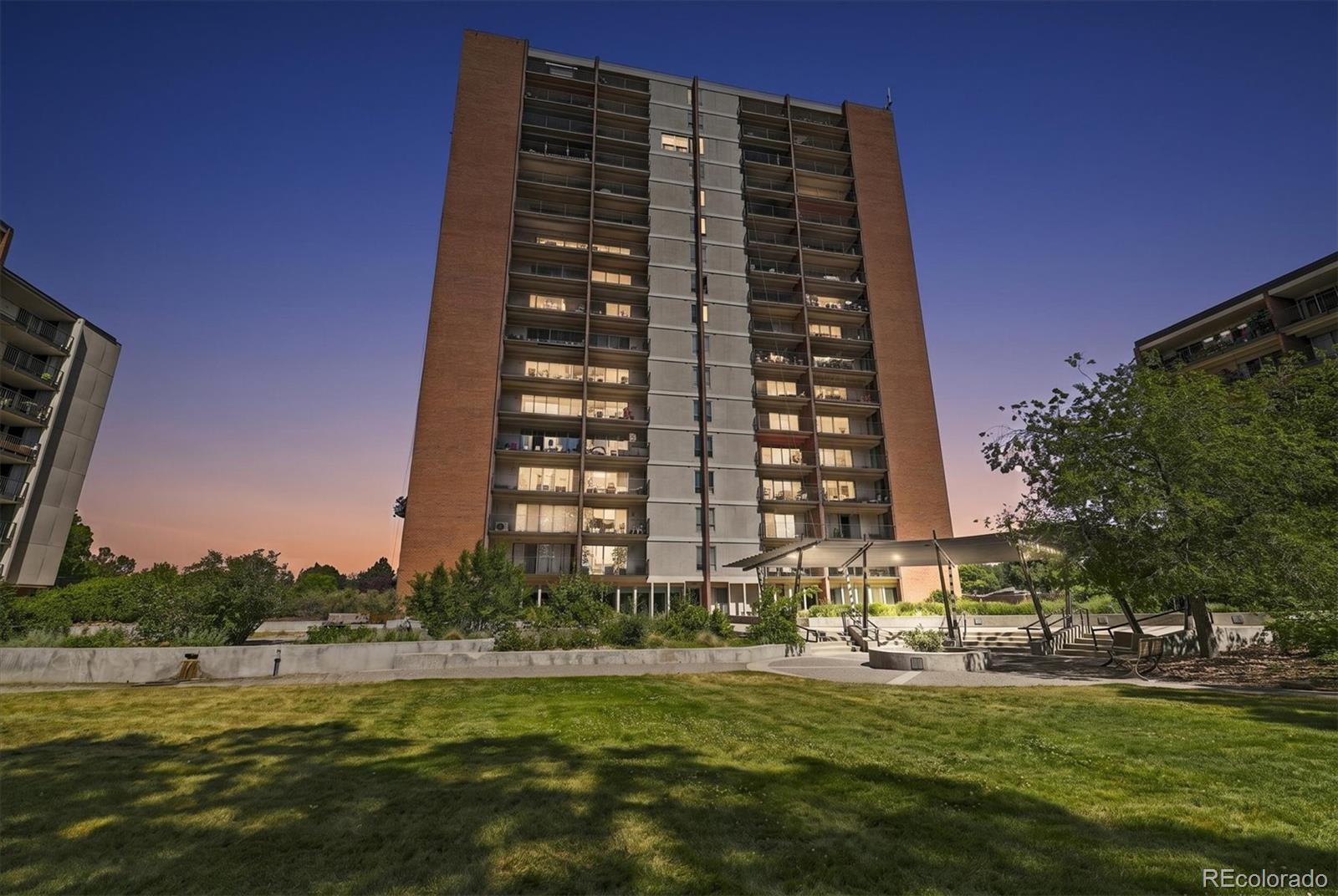 MLS Image #3 for 955  eudora street,denver, Colorado