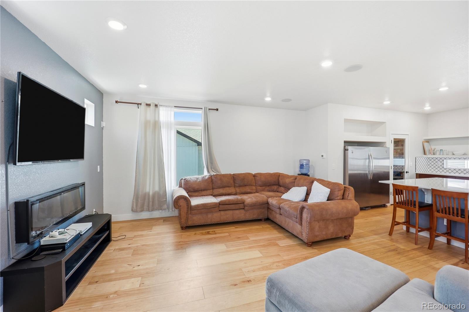 MLS Image #11 for 10222  wheeling street,commerce city, Colorado