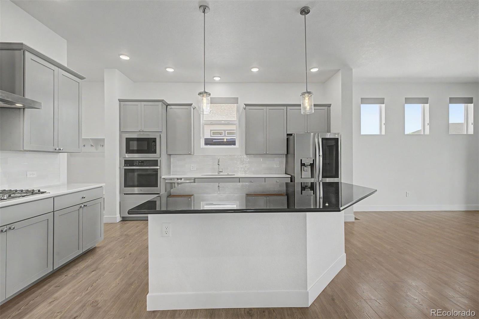 MLS Image #8 for 6639  enclave vista loop,colorado springs, Colorado