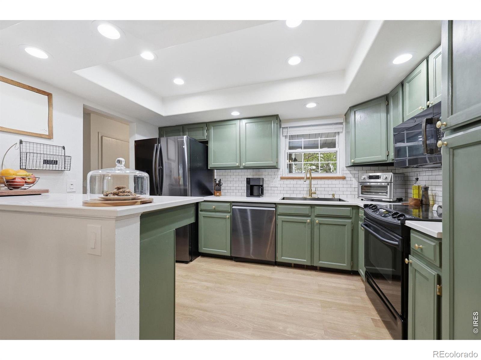 MLS Image #0 for 2598 s vaughn way,aurora, Colorado